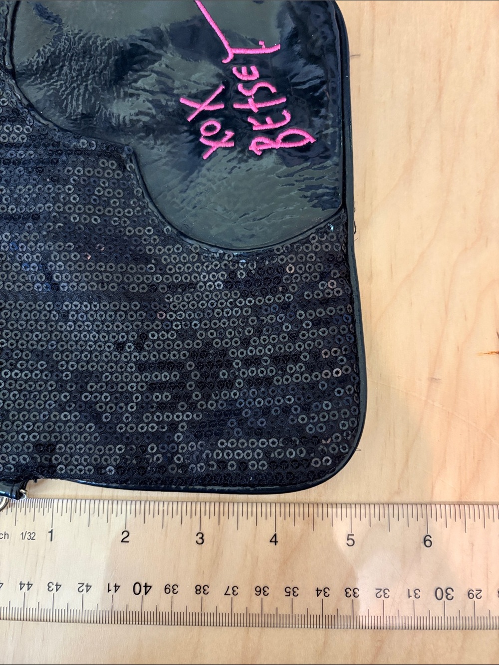 Betsey Johnson Black Sequin Wristlet with Pink Embroidered Logo - Picture 10 of 11